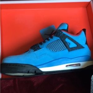 Wrong size for me. Sizes 10.5.